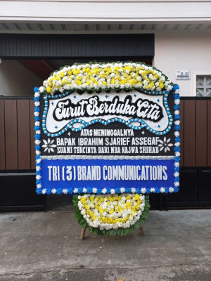 Papan Bunga Duka di Kupitan